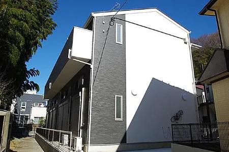 川崎市麻生区高石5丁目　1棟収益アパート