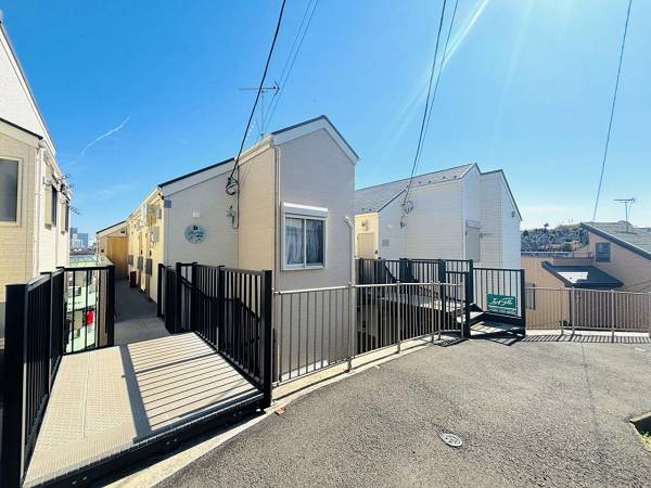 横浜市西区一棟アパート　ティーアヒルズ横浜　